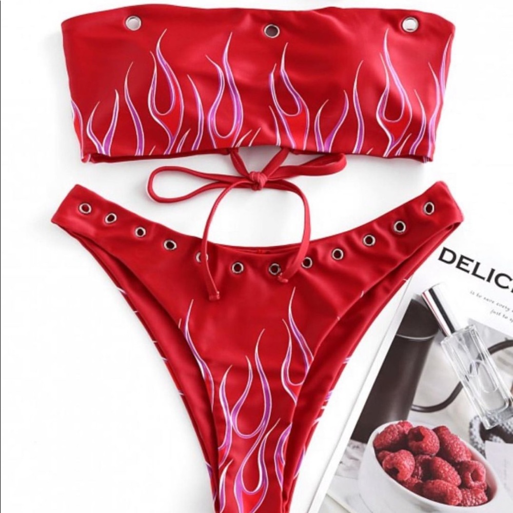 ZAFUL Red Strapless Swimsuit High Cut